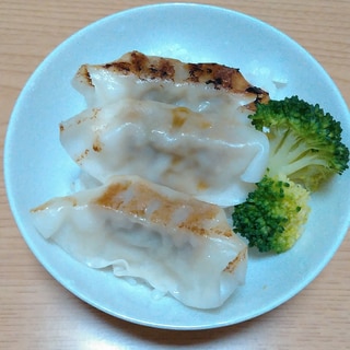 餃子とブロッコリーのミニ丼